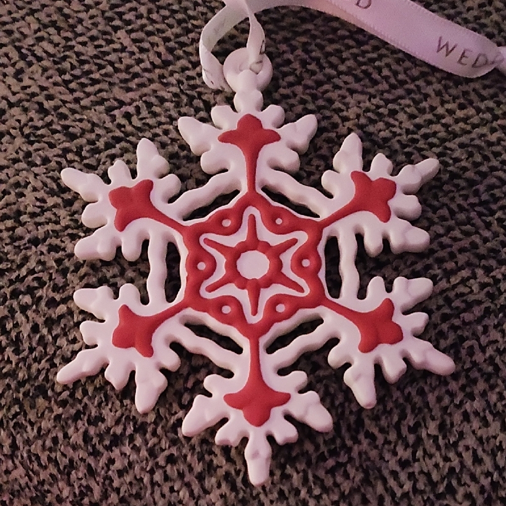 Wedgewood Red and White Snowflake Ornament